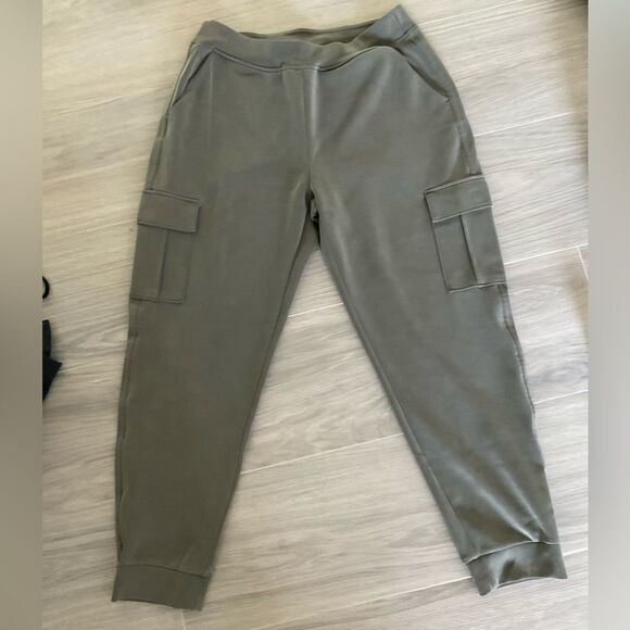 7 Diamonds REV Jogger Cargo Pants - Picture 1 of 3